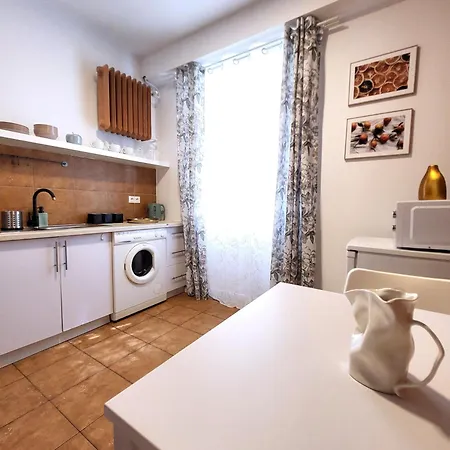 Enjoy! Stare Apartment *